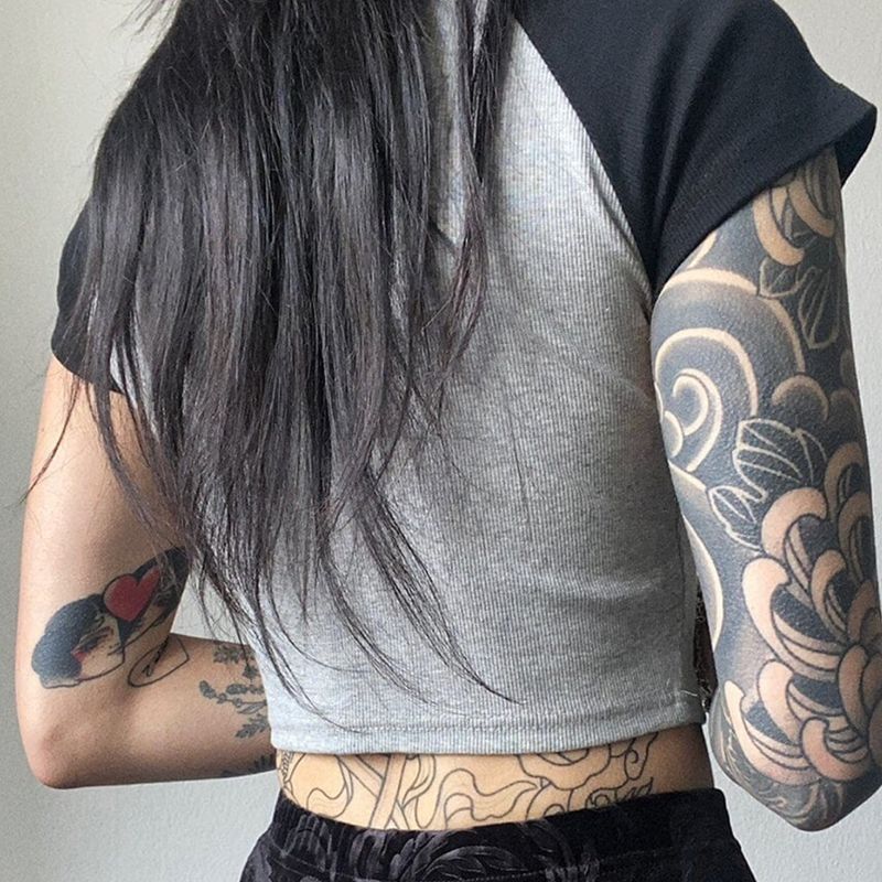 Basic Round Neck Contrast Raglan Short Sleeve T-shirt